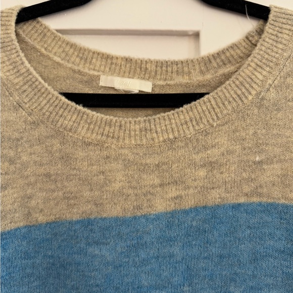 Oversized Color Block Sweater - Picture 3 of 3